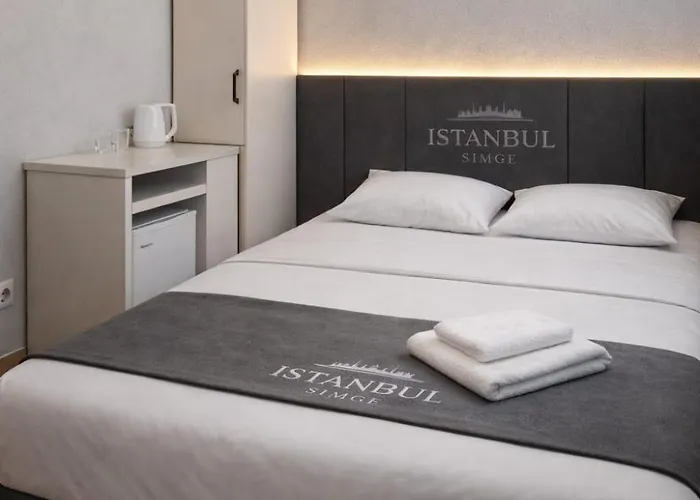 Simge Istanbulská provincie